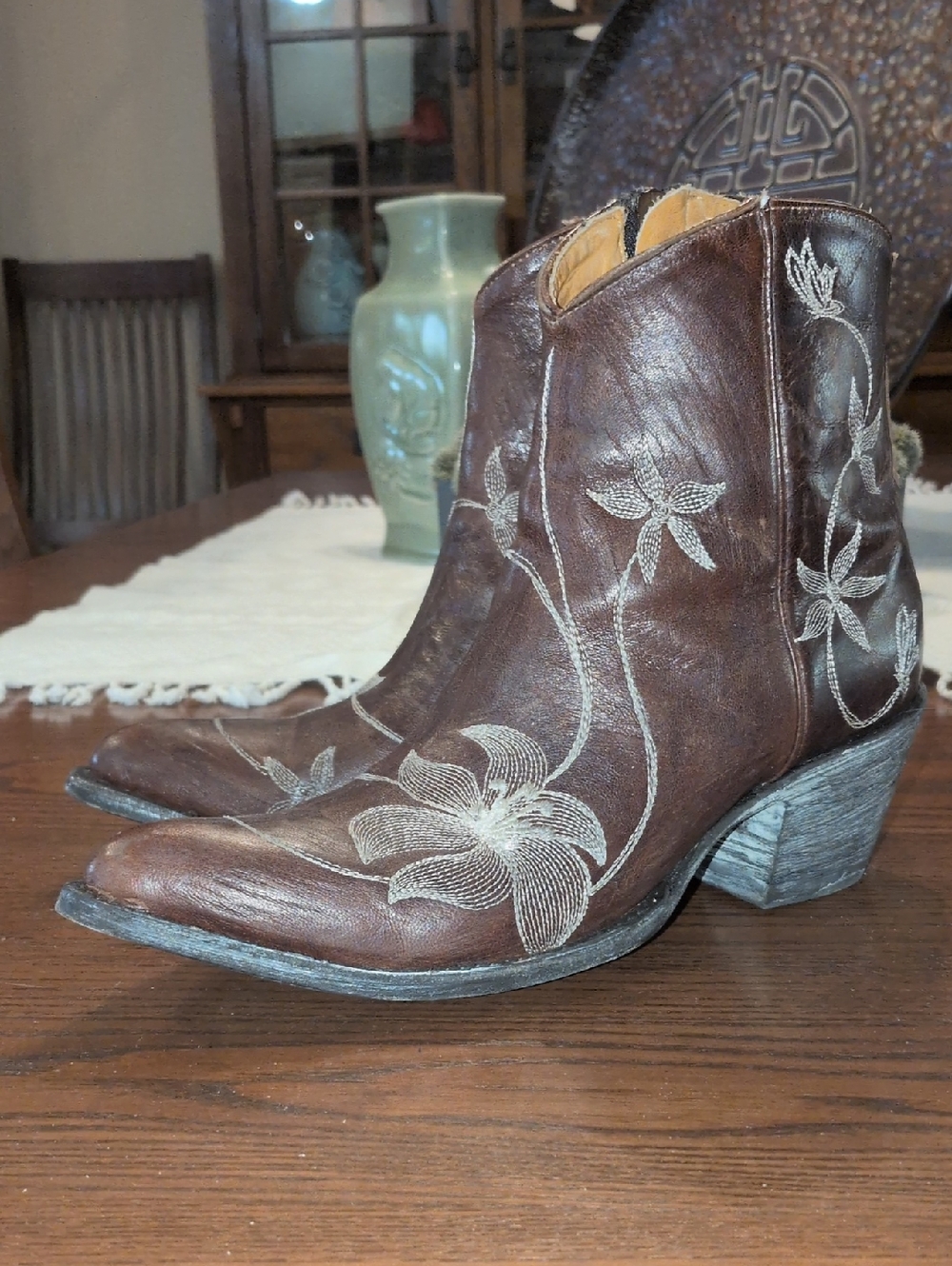 Old Gringo 9 Flora Loca Booties with White Floral Embroidery